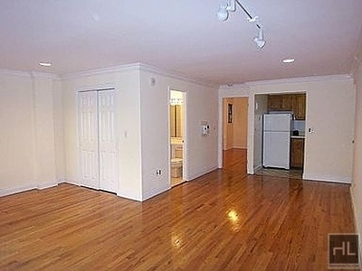 Primary Photo - 240 East 90th street 1A