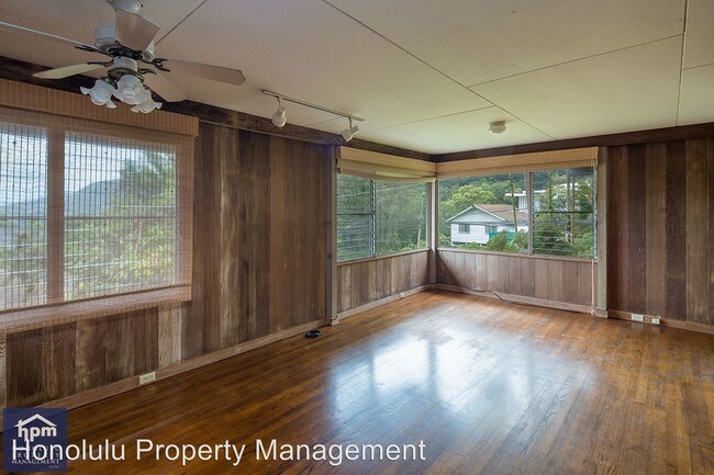Building Photo - 3521 Nuuanu Pali Dr