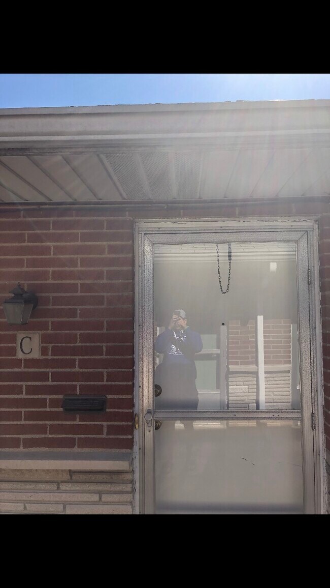 Foto del edificio - 4506 Jamieson Ave