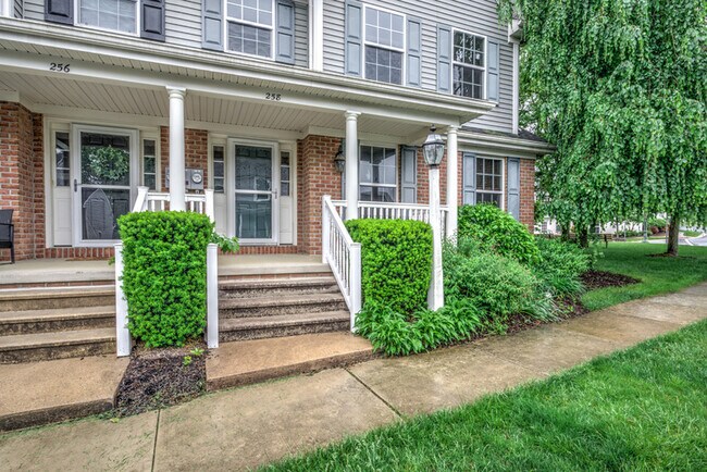 Foto del edificio - 258 Cool Creek Way