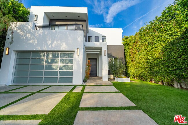 Foto del edificio - 6359 Colgate Ave