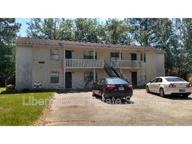 910 Berkshire Terrace Unit Apt D, Hinesville, GA 31313 Condo for Rent in Hinesville, GA