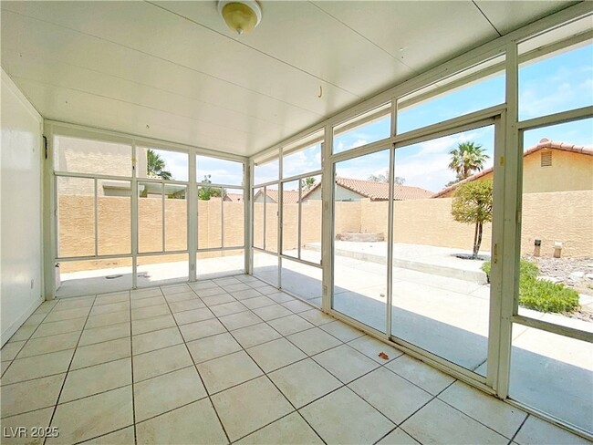 Building Photo - 8316 Cove Landing Ave