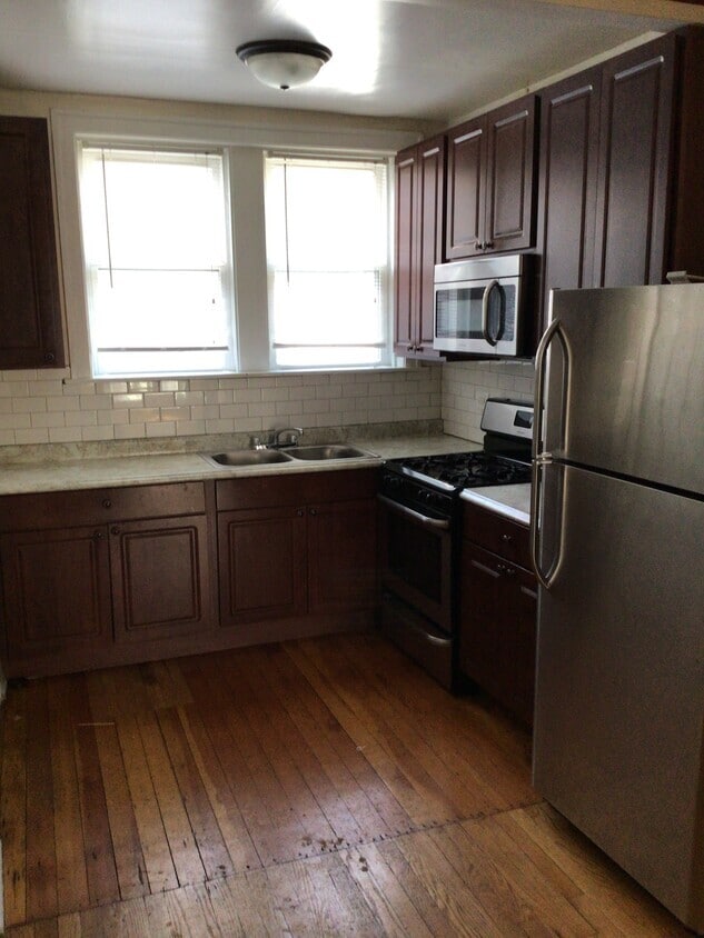 Building Photo - 2023 N Lavergne Ave