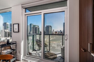 Building Photo - E18HTEEN
