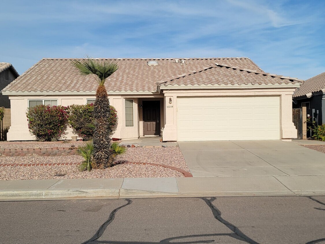 Primary Photo - 18235 N 85th Dr