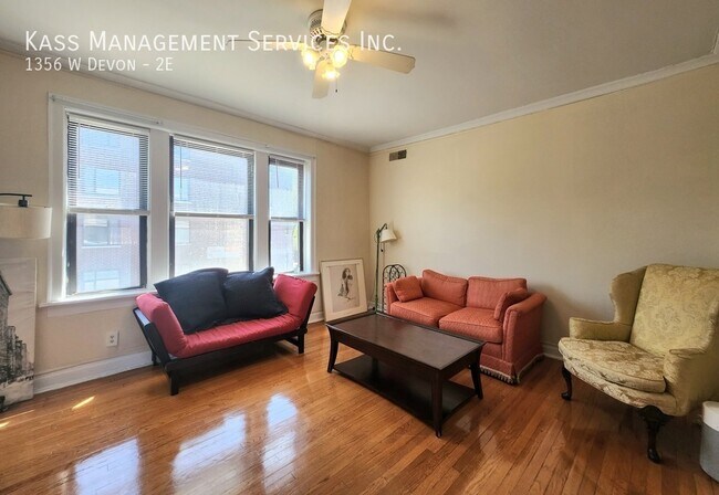 Foto del edificio - 1356 W Devon Ave