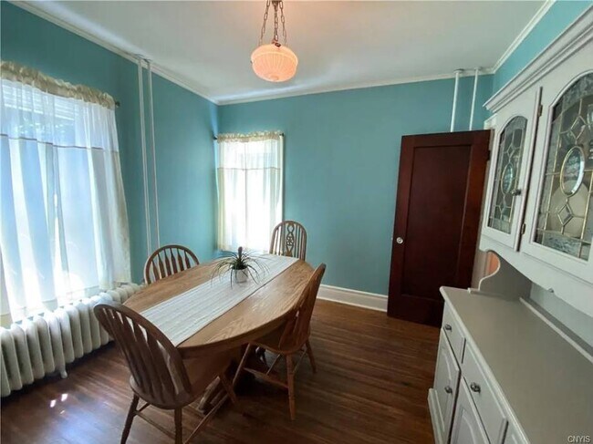 Foto del edificio - 238 Greenwood Pl