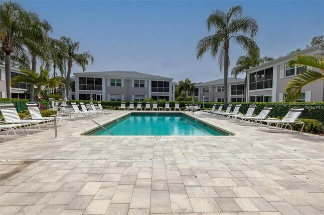 Foto del edificio - 5609 Sheffield Greene Cir