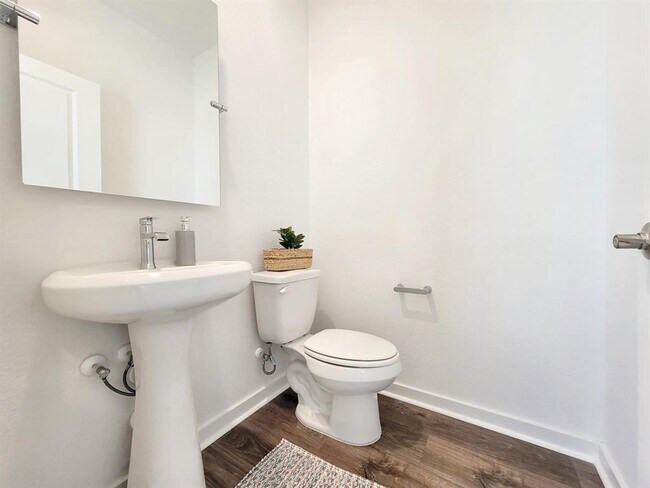 Foto del edificio - 2514 Rose Archer Ln