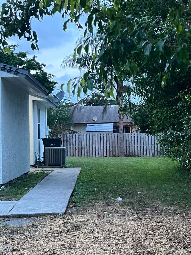 Photo - 5335 NW 5th St (Delray Beach, FL) House