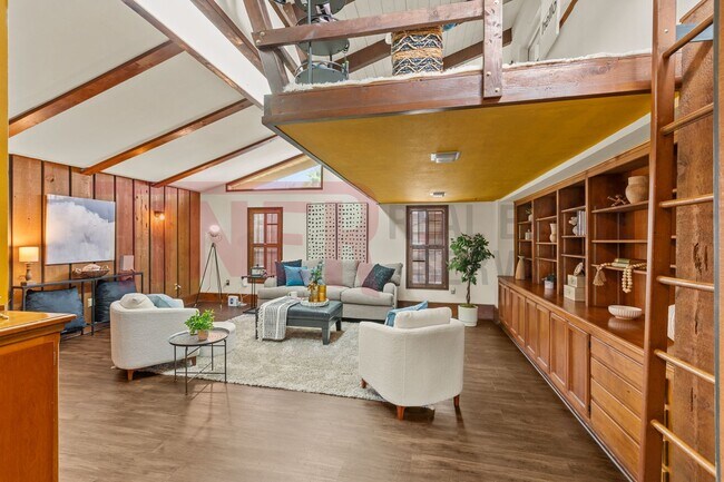 Foto del edificio - Amazing 3 bedroom, 2 bathroom home with lo...