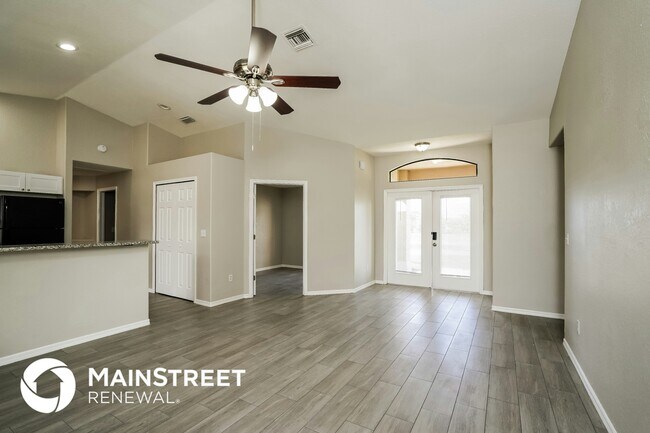 Foto del edificio - 2805 NW 24th Pl
