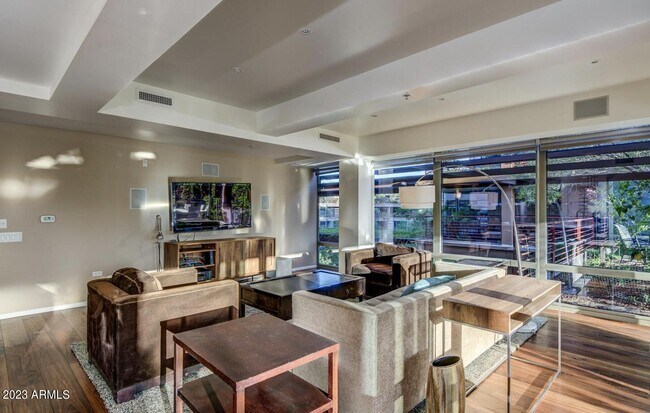 Building Photo - 7161 E Rancho Vista Dr
