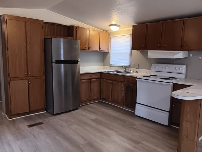 Foto del edificio - 175 Cypress Ln