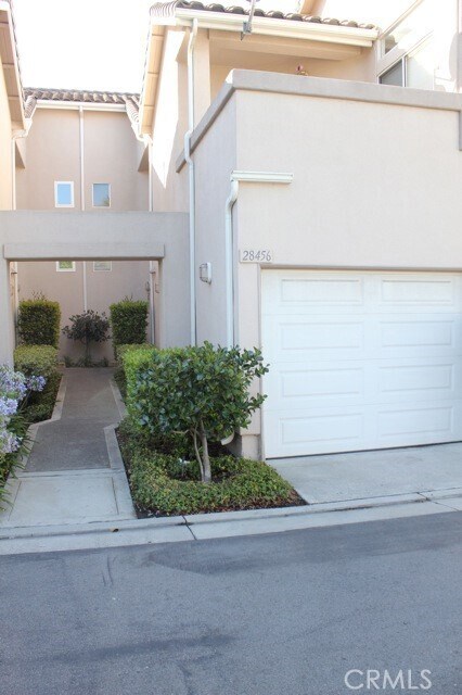 Building Photo - 28456 Yosemite Dr