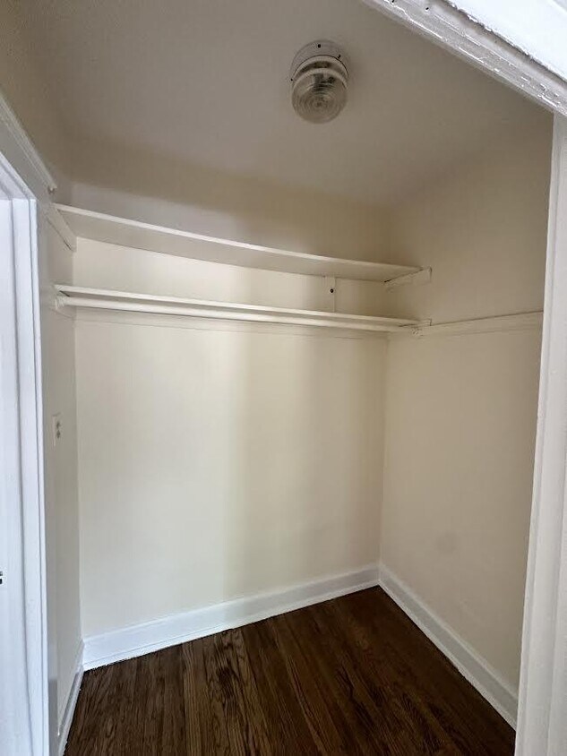 Foto principal - 0 bedroom in Chicago IL 60647
