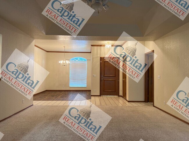 Foto del edificio - Beautiful 3 Bedroom W/ Move In Special