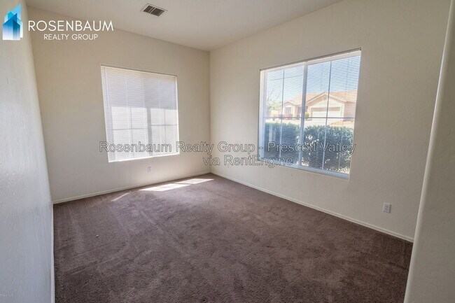 Foto del edificio - 7665 Rabbit Brush Ln