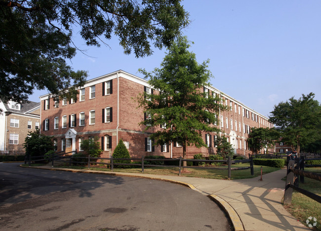 Building Photo - The George Mason Apartments