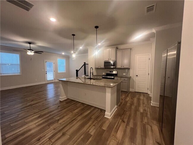 Building Photo - 4561 Cypress Pk Dr