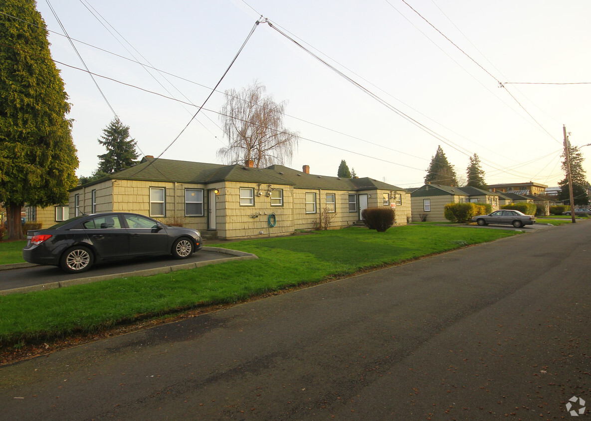 Foto del edificio - Whitworth Lane Apartments Whitworth Lane