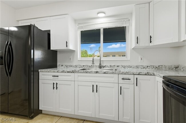 Foto del edificio - 4208 SE 19th Pl