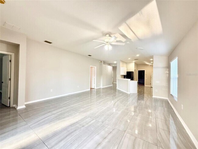 Building Photo - 5553 Gallant Fox Ct