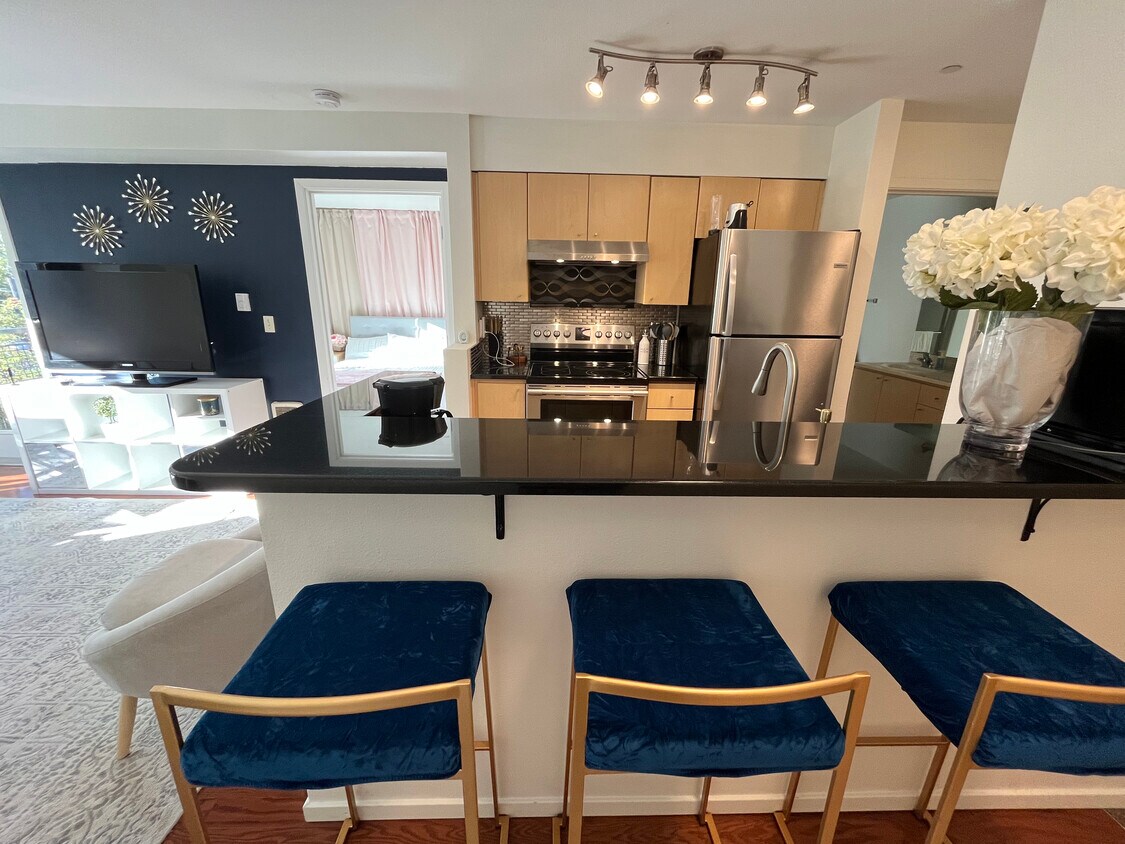 Foto principal - 412 11th Ave