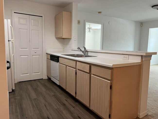 Foto del edificio - 2 Bedroom bath condo near Universal..
