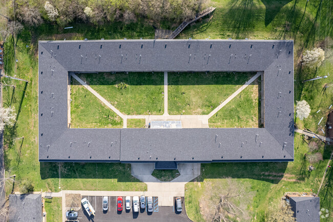 Aerial Photo - 101-124 Willowwood Dr