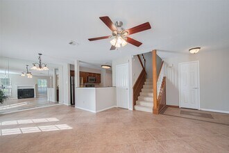 Building Photo - 2211 S Kirkwood Rd