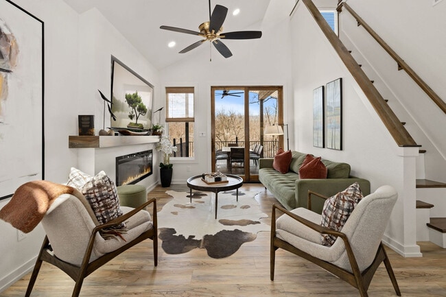 Building Photo - 2104 Almand Dr