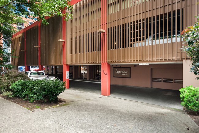 Building Photo - 1120 8th Ave
