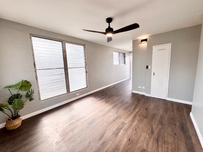 Foto del edificio - 722 University Ave