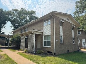 Building Photo - 39 Sutton Ct