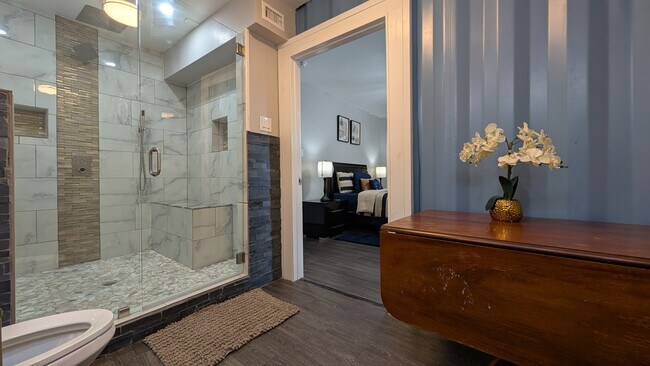 Foto del edificio - 2203 Tierwester St