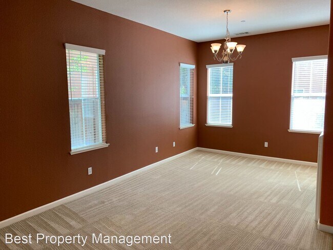 Foto del edificio - 4 br, 3.5 bath House - 2154 Prato Street