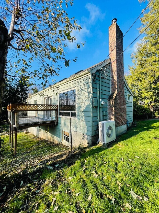 Foto del edificio - 1100 32nd St