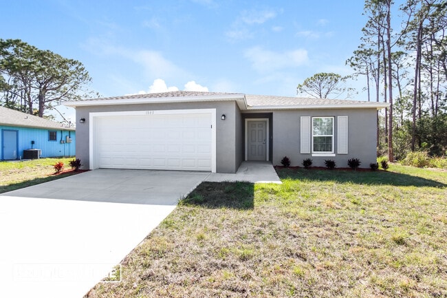 Building Photo - 1840 Radcliff Ave SE