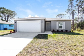 Building Photo - 1840 Radcliff Ave SE