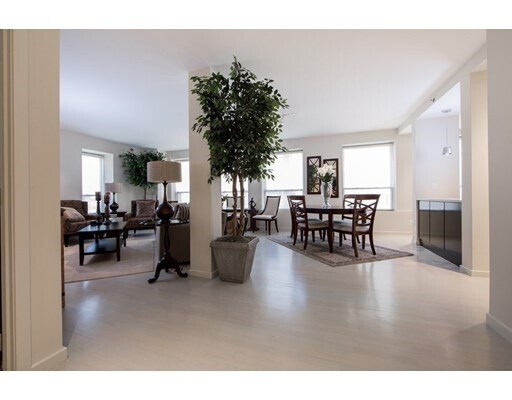 Foto del edificio - 755 Boylston St