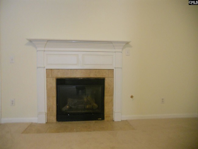 Foto del edificio - 819 Harden St