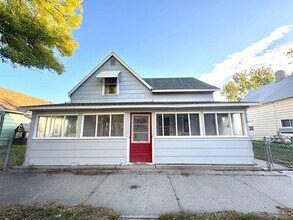 Building Photo - 309 S 33rd St