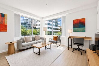 Building Photo - 250 Kendall St