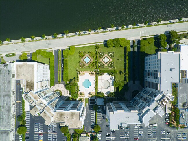 Foto del edificio - 1701 S Flagler Dr