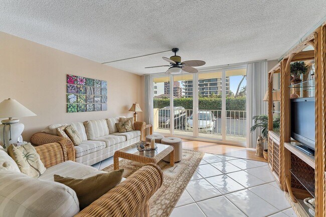Building Photo - 630 Ocean Dr