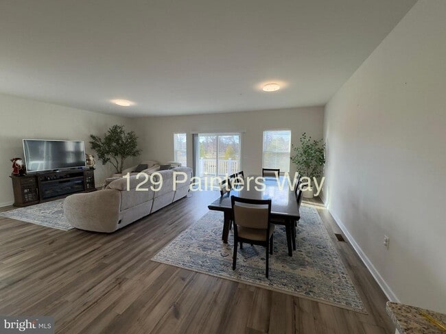 Building Photo - 129 Painters Wy