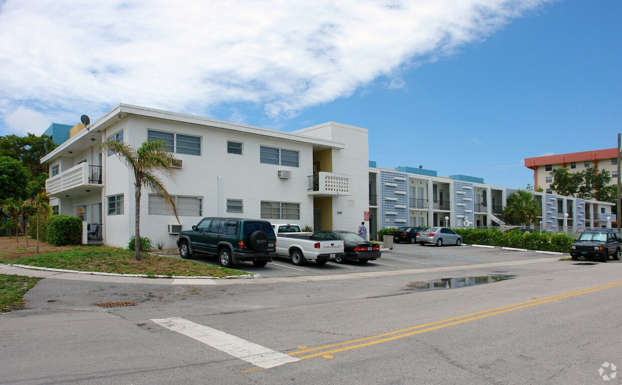 Carmelia Apartments Apartments in North Miami, FL