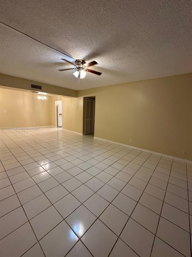 Foto del edificio - 604 NW 13th St